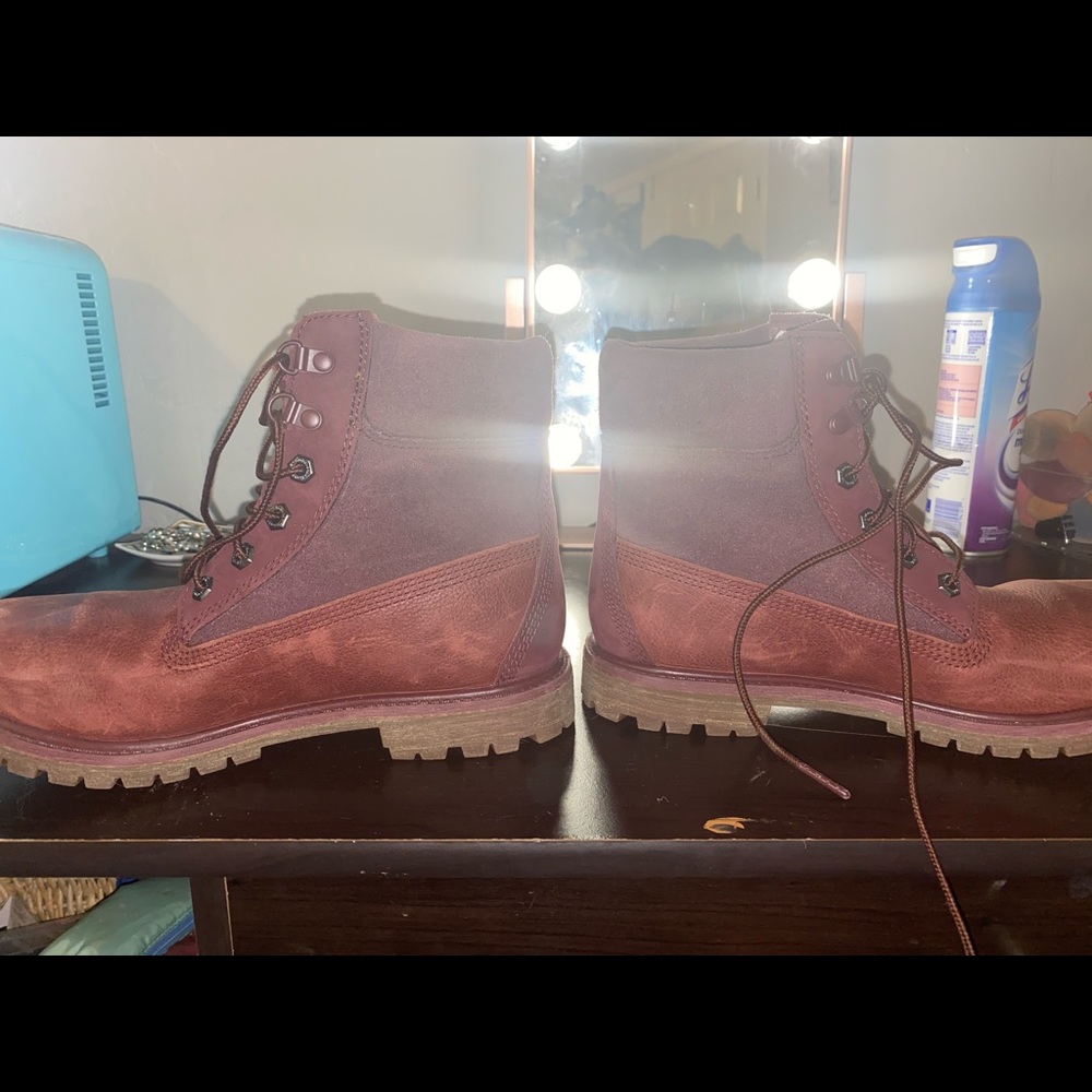Maroon Timbs - image 5